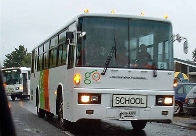 Go-bus Nissan Diesel 48